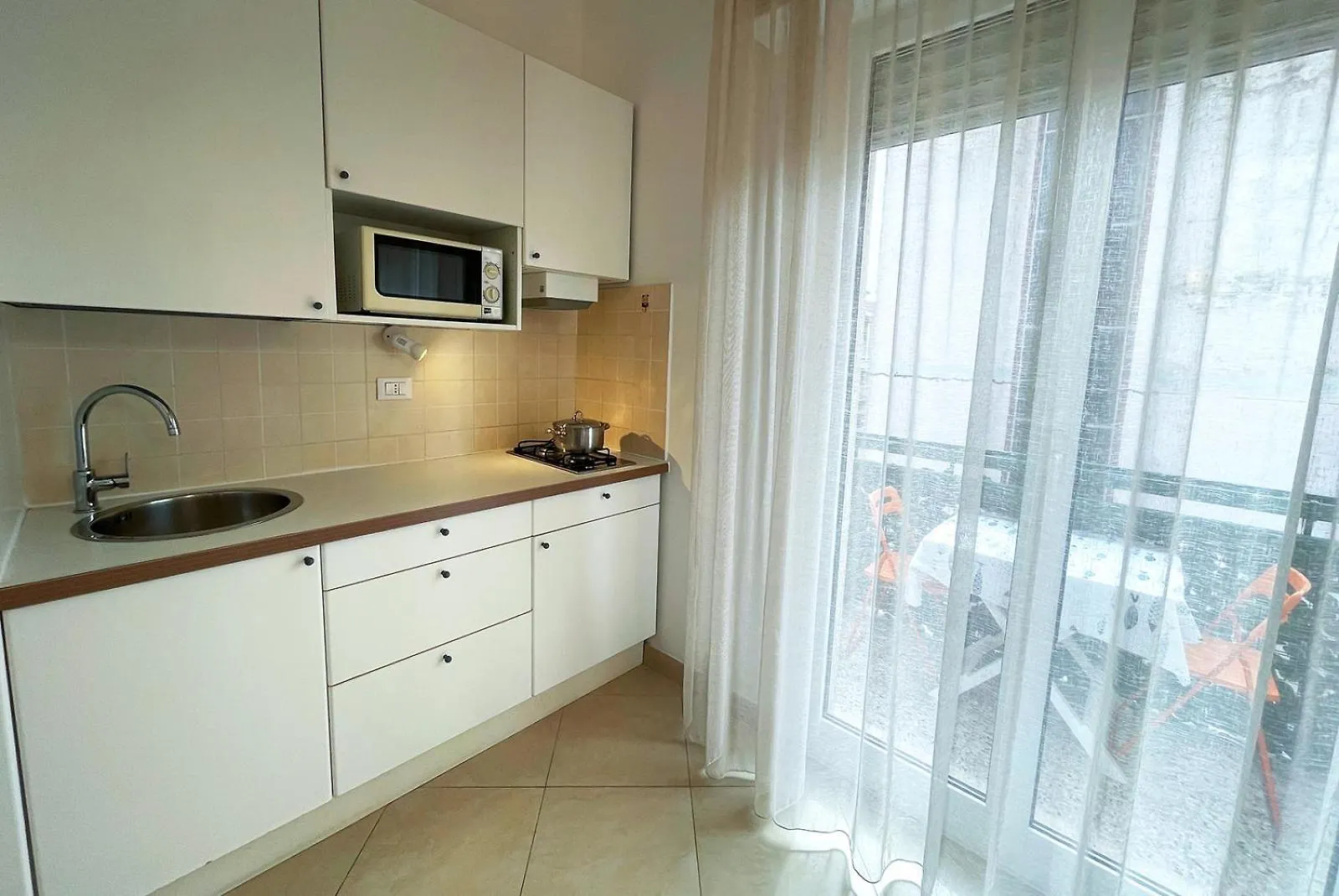 Residence Glicini Finale Ligure 2*,  Italy