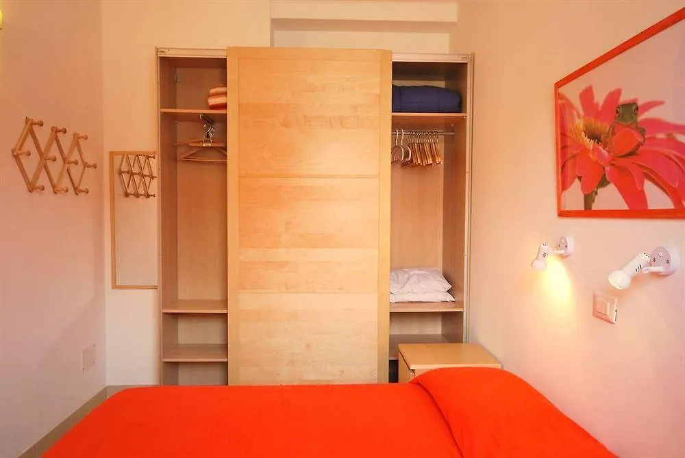 Residence Glicini Finale Ligure