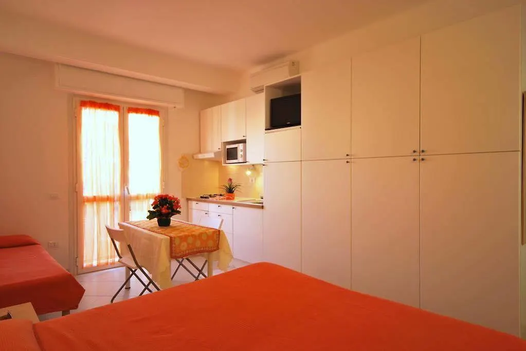 Residence Glicini Finale Ligure